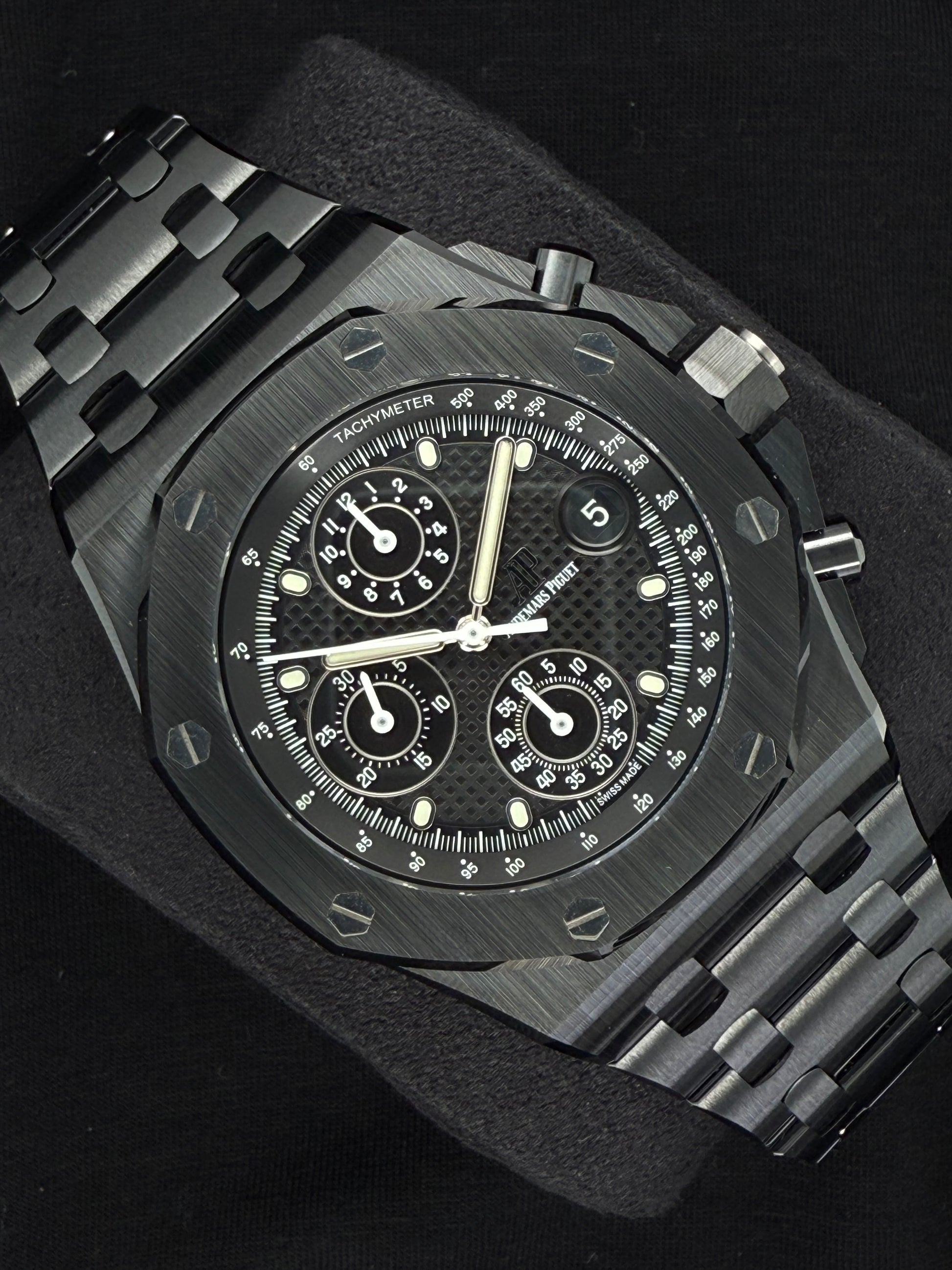 Audemars Piguet Royal Oak Offshore Ceramic 26238CE.OO.1300CE.01 Left