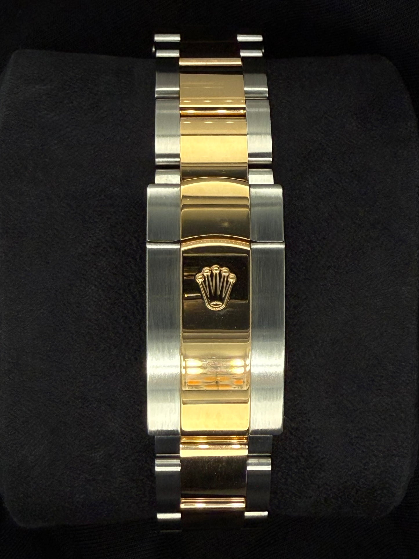 Rolex Datejust 36 Two Tone Yellow Gold Wimbledon Dial 126233 | 2024 | 36mm