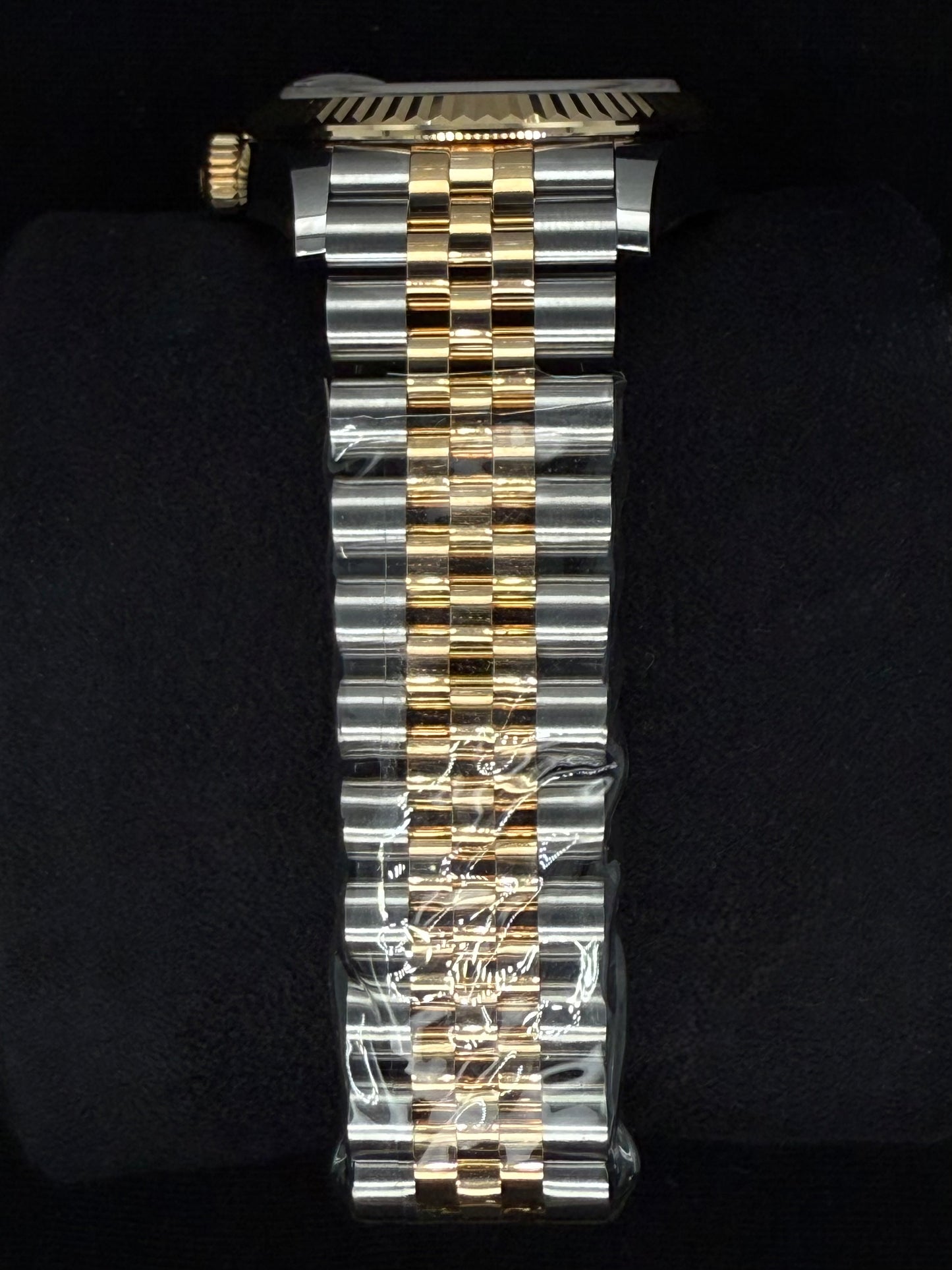 Rolex Datejust 31 Green Roman Diamond Dial Jubilee Two Tone 278273 bracelet