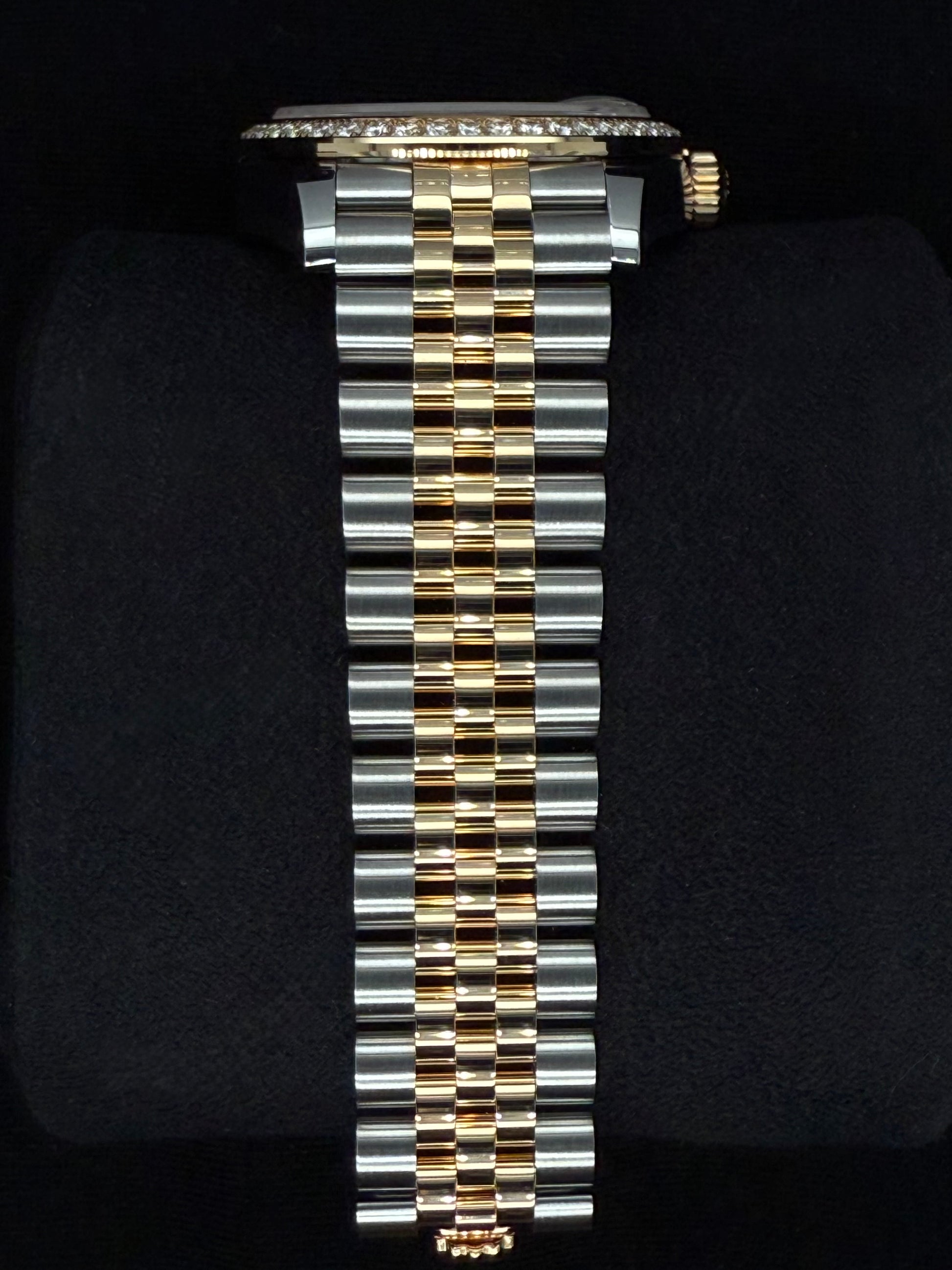 Rolex Datejust 31 "MOP" Black Mother of Pearl Dial with Factory-Set Diamond Bezel 278383RBR bracelet