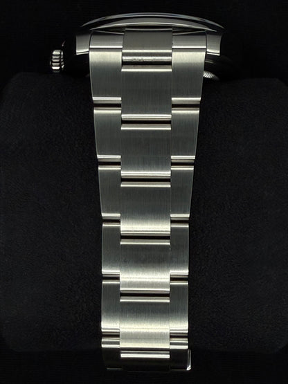 Rolex Oyster Perpetual 41 Black Dial Oyster Bracelet 124300 Bracelet