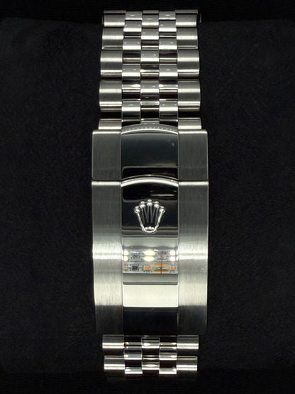 Rolex Sky-Dweller Black Dial Jubilee 336934 clasp