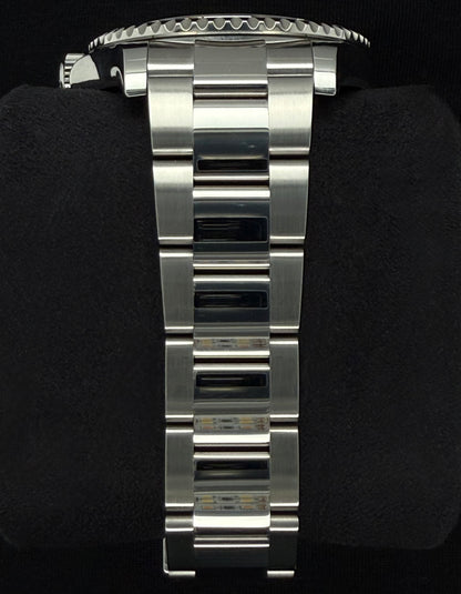 Rolex Yacht-Master 40 Rhodium Dial Platinum Bezel 126622 Bracelet 