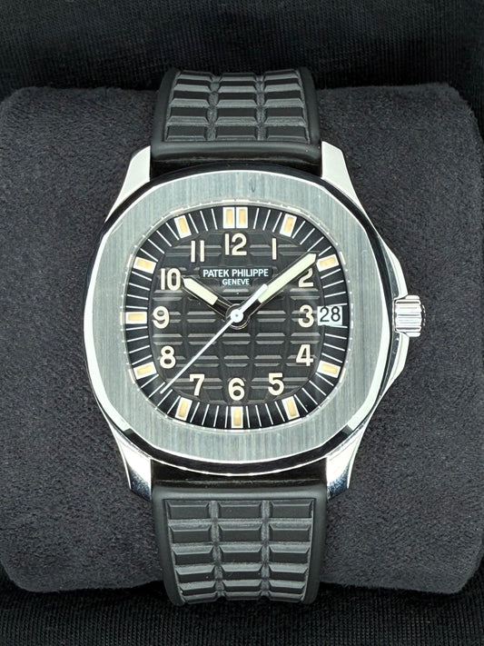 Patek Philippe Aquanaut Black Stainless Steel 5066A-001 | 36mm