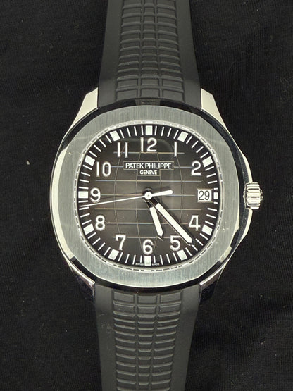 Patek Philippe Aquanaut Black Stainless Steel 5167A-001 | 2021 | 42.2 mm