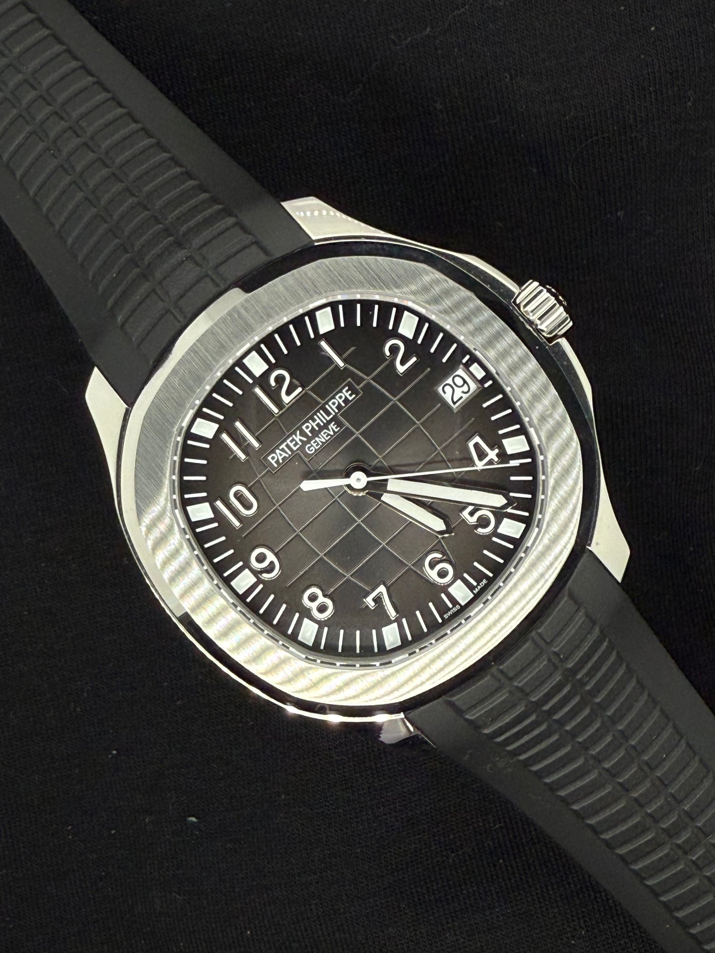 Patek Philippe Aquanaut Black Stainless Steel 5167A-001 | 2021 | 42.2 mm