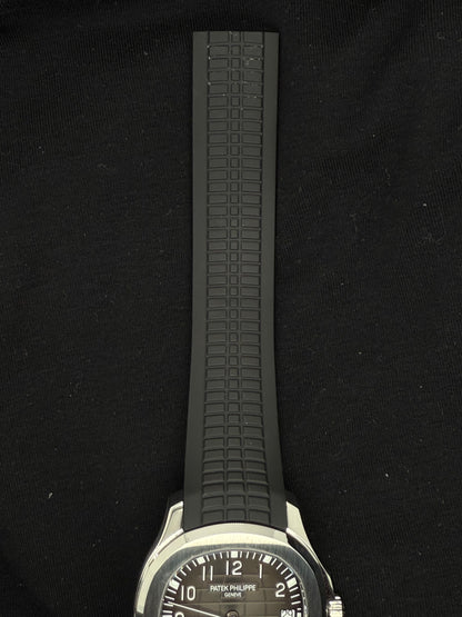 Patek Philippe Aquanaut Black Stainless Steel 5167A-001 | 2021 | 42.2 mm