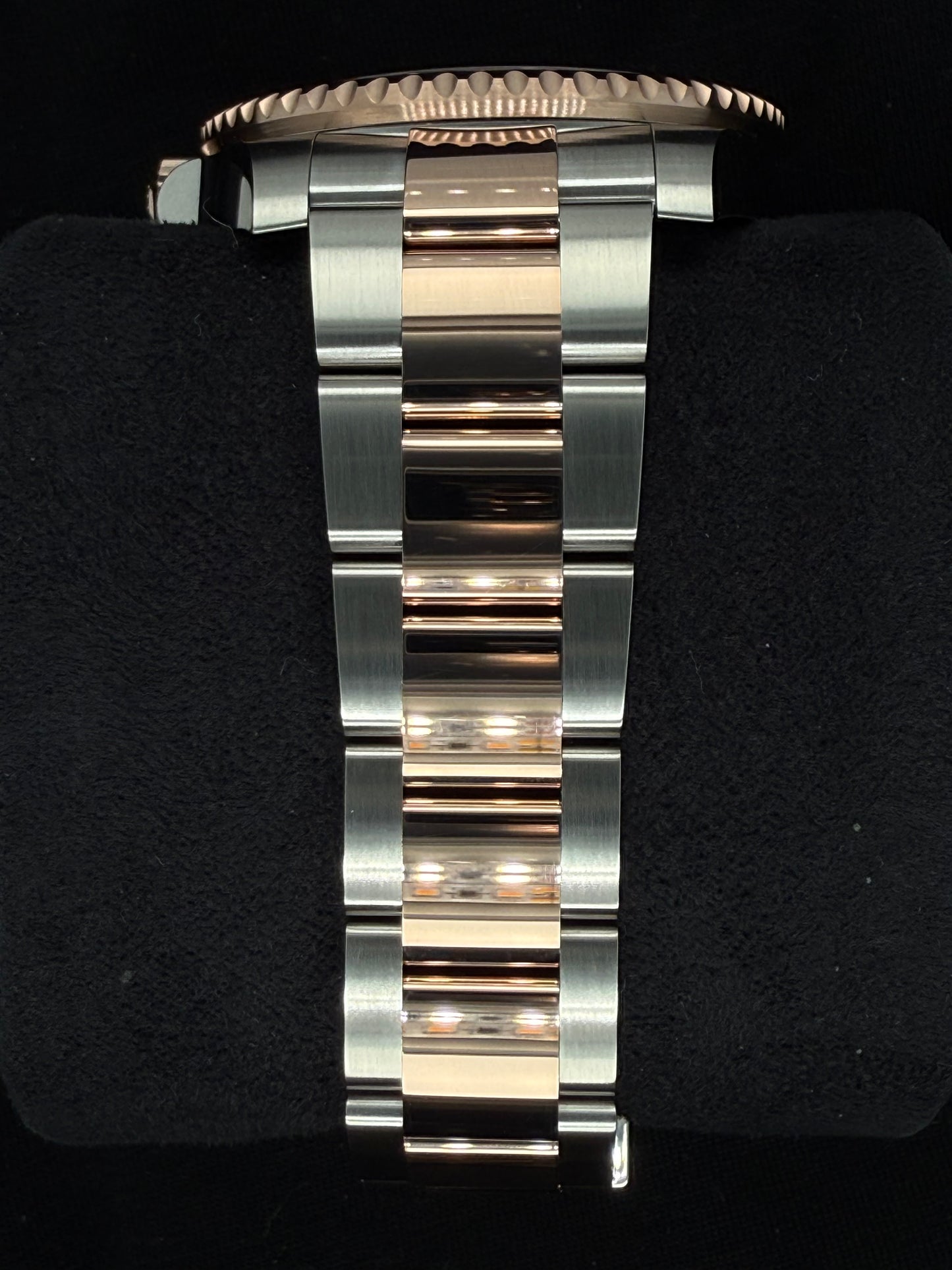 Rolex GMT-Master II Rootbeer Two Tone Everose Oyster 126711CHNR | 2025 | 40mm