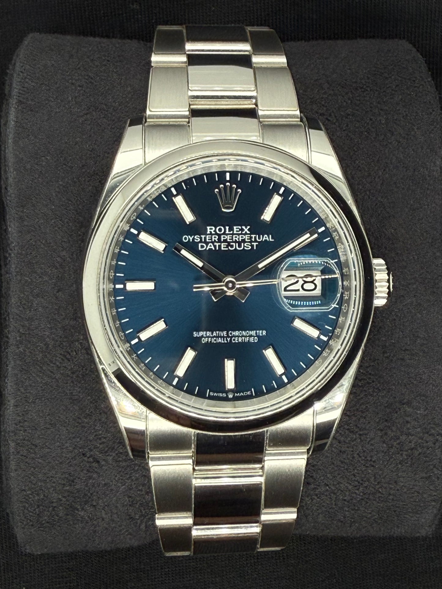 Rolex Datejust 36 Blue Sticks Dial Smooth Bezel Oystersteel | 126200 | 2024 | 36mm