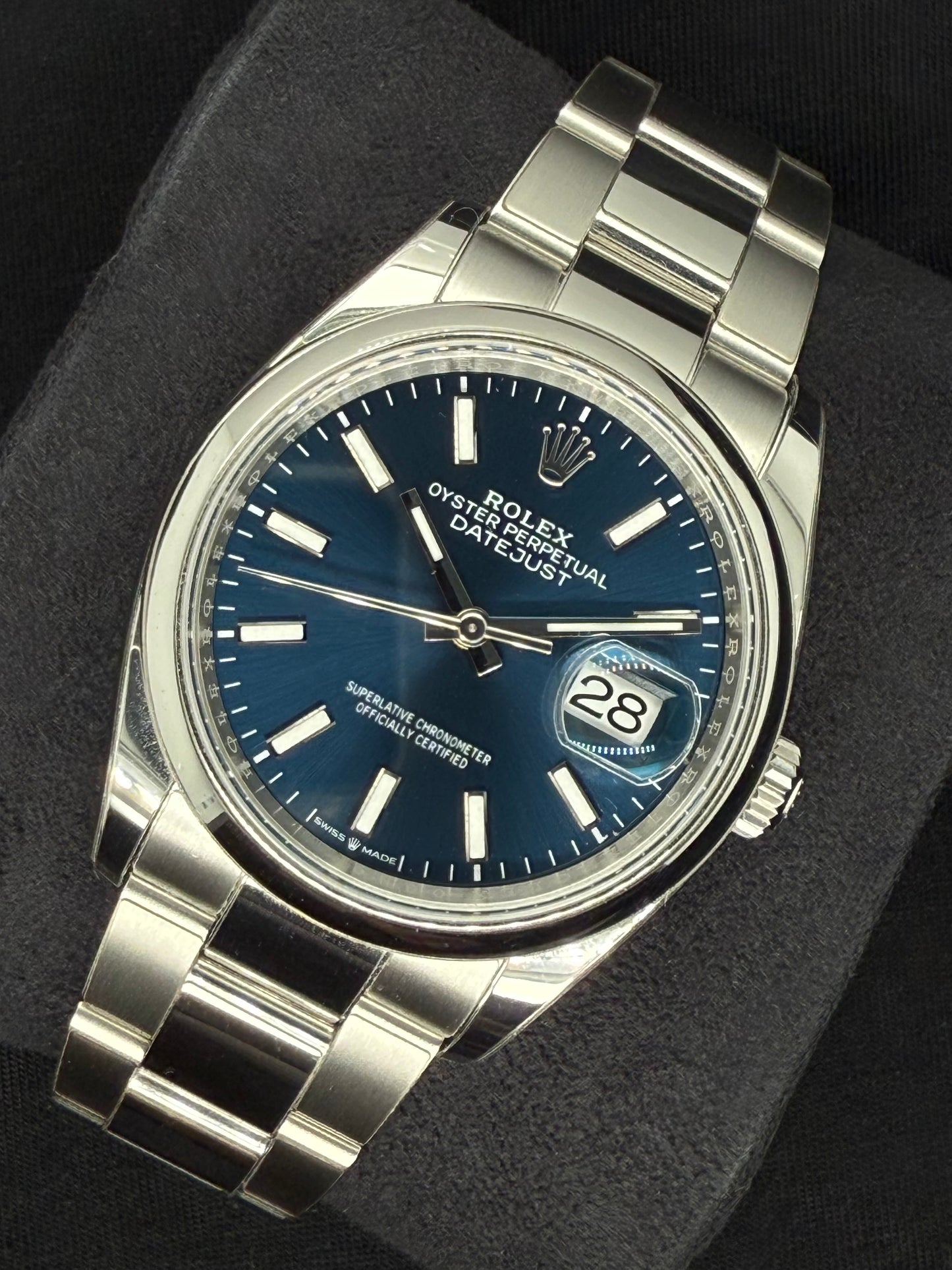 Rolex Datejust 36 Blue Sticks Dial Smooth Bezel Oystersteel | 126200 | 2024 | 36mm