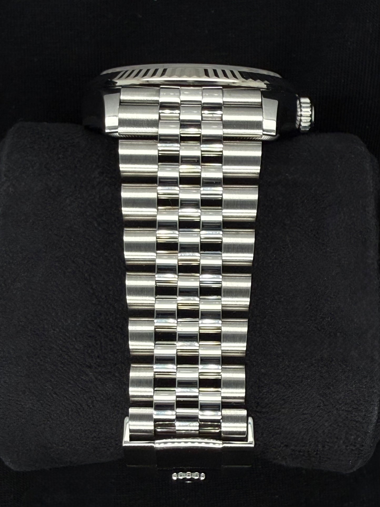 Rolex Datejust 36 Silver 'Sticks' Dial Fluted Jubilee 126234 | 2025 | 36mm