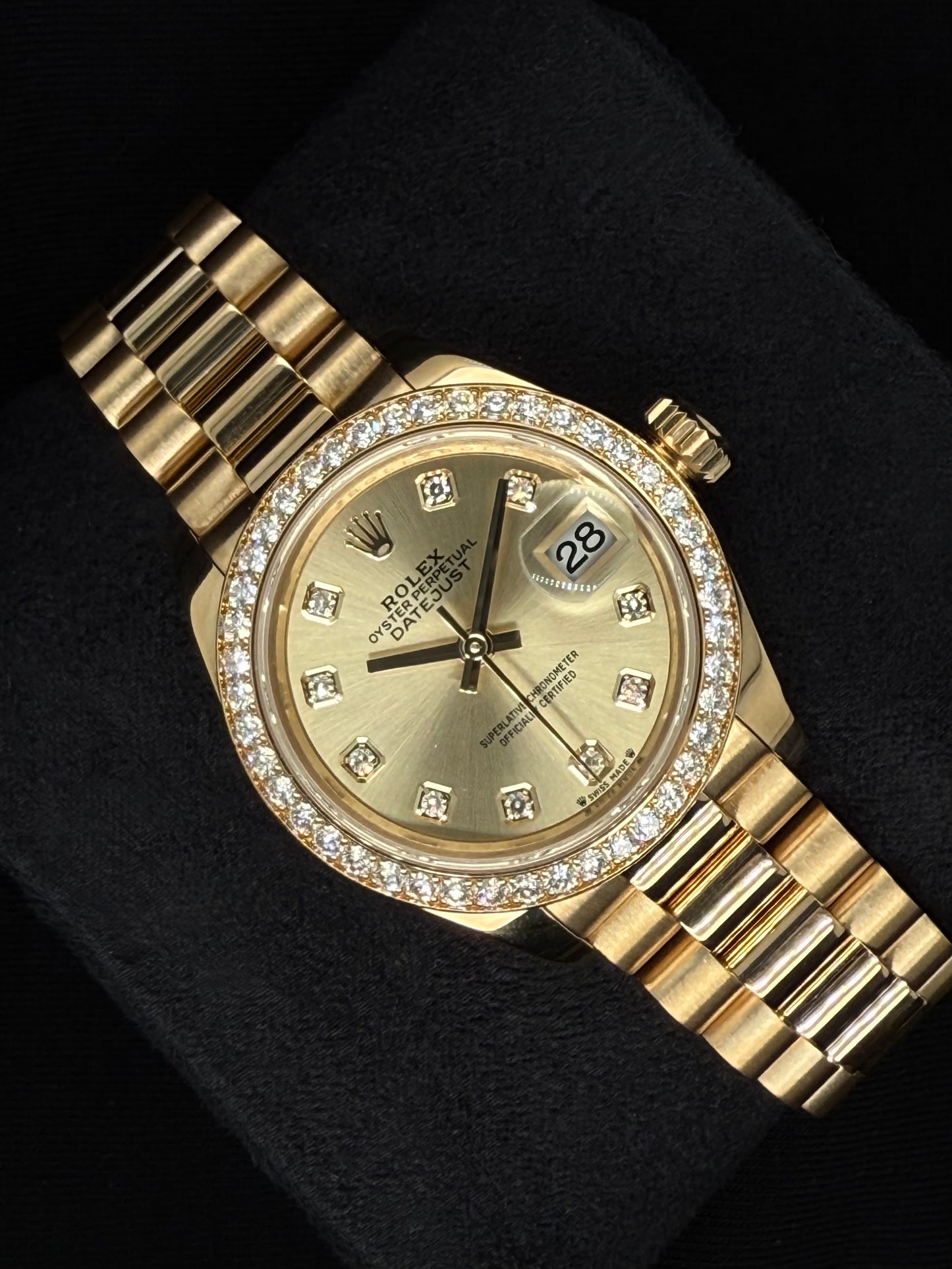 Rolex Lady Datejust 18ct Yellow gold with Champagne Diamond Dial and Factory-Set Diamond Bezel 279138RBR | 2021 | 28mm