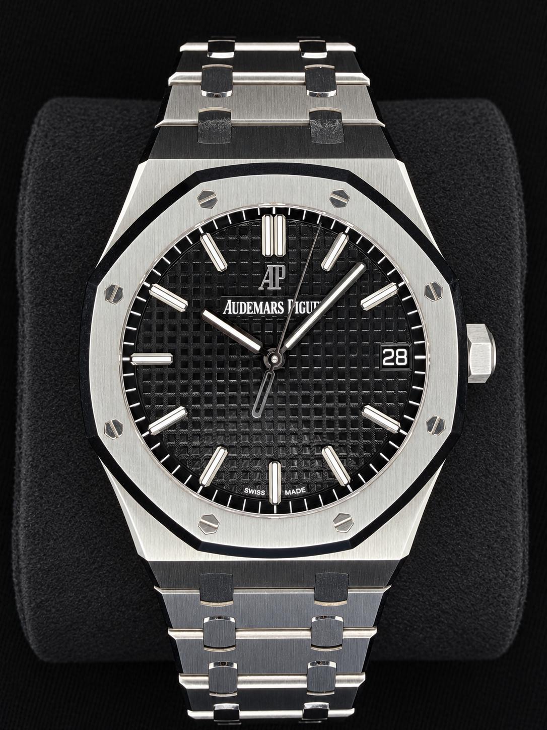 Audemars Piguet Royal Oak Black Dial 15500ST.OO.1220ST.03 | 2023 | 41mm