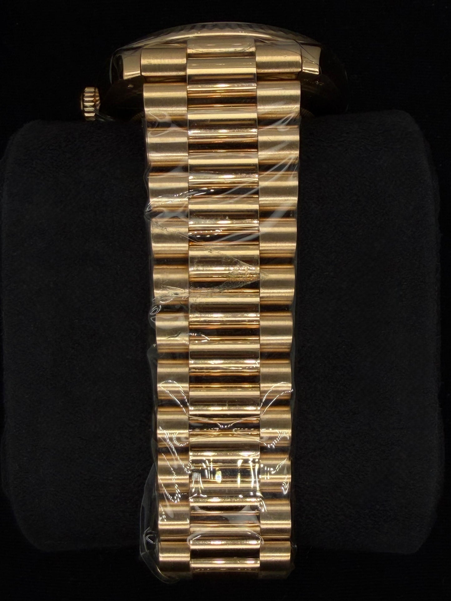 Rolex Day-Date 40 Yellow Gold White Roman Dial 228238 | 2023 | 40mm