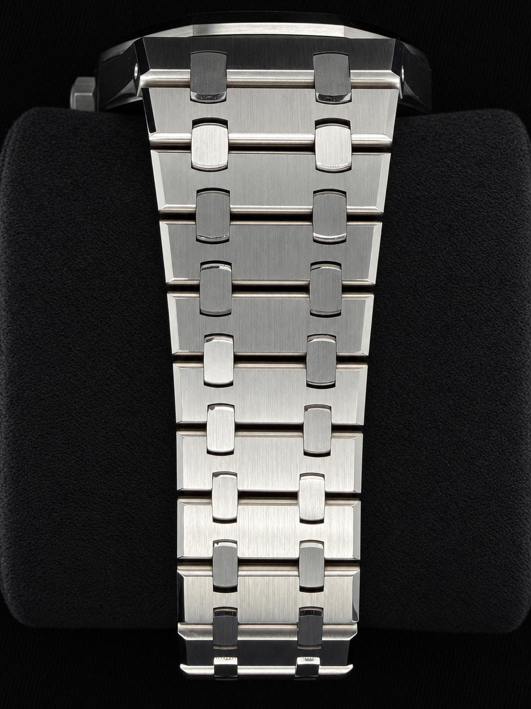 Audemars Piguet Royal Oak Black Dial 15500ST.OO.1220ST.03 | 2023 | 41mm