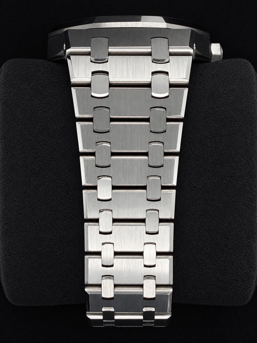 Audemars Piguet Royal Oak Black Dial 15500ST.OO.1220ST.03 | 2023 | 41mm