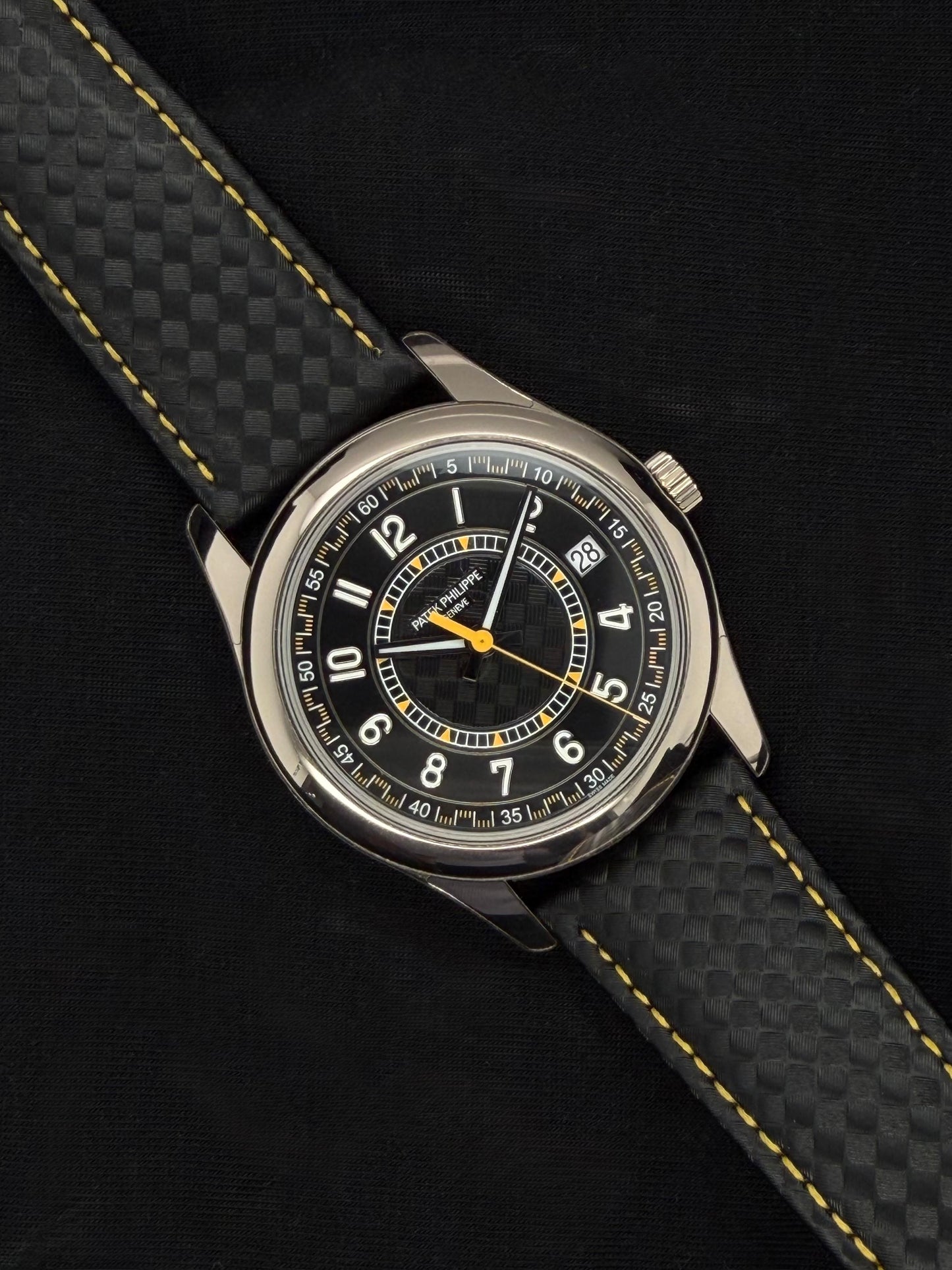 Patek Philippe Calatrava White Gold Black Dial 6007G-001 | 2025 | 40mm