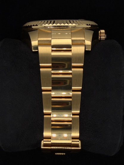 Rolex Sky-Dweller 18ct Yellow Gold Black Dial 326938 | 2020 | 42mm