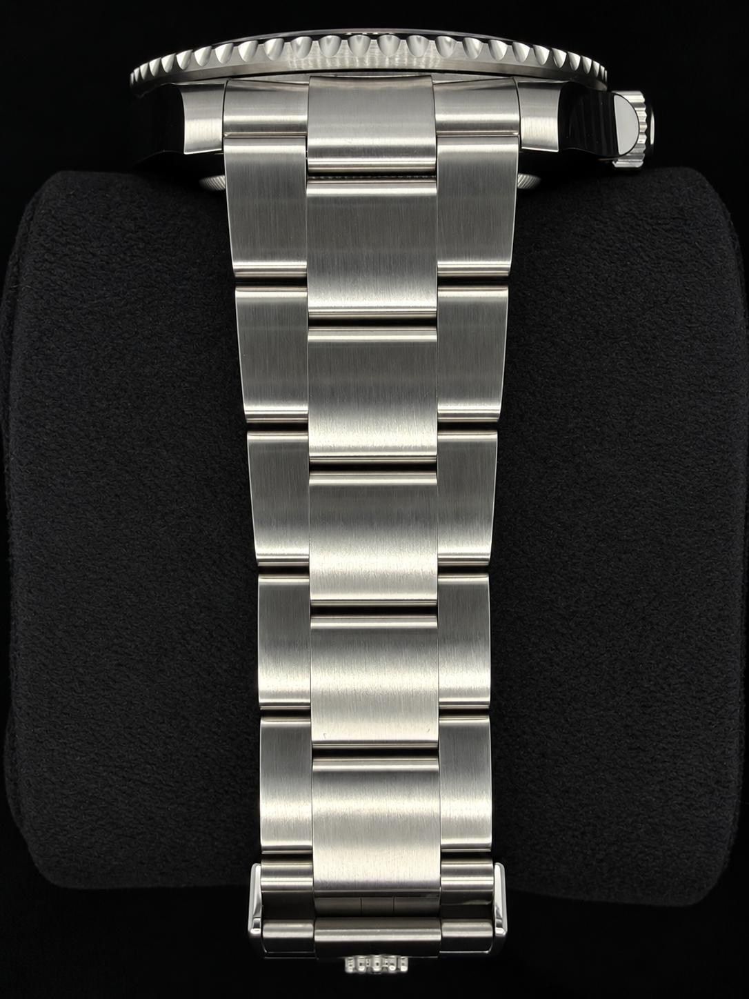 Rolex Submariner Date Starbucks Mk2 Ceramic 126610LV | 2023 | 41mm