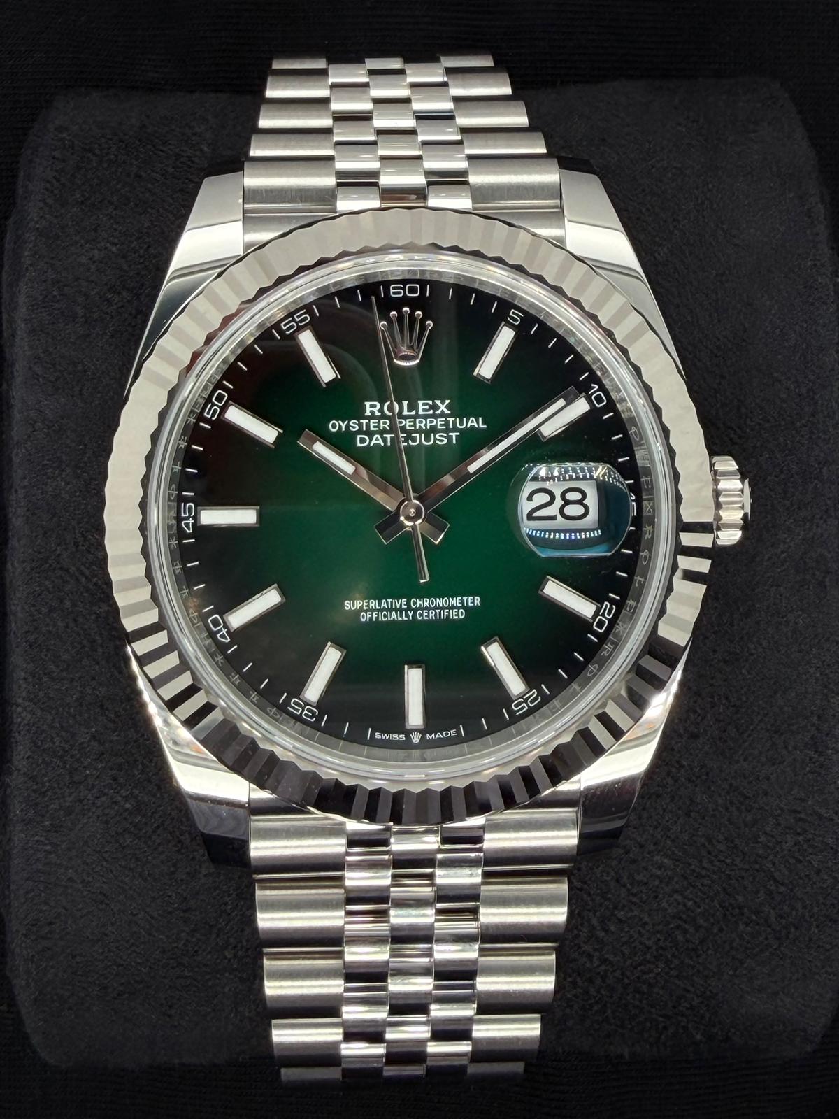 Rolex Datejust 41 Ombré Green Dial Fluted Bezel Jubilee Stainless Steel 126334 | 2026 | 41mm