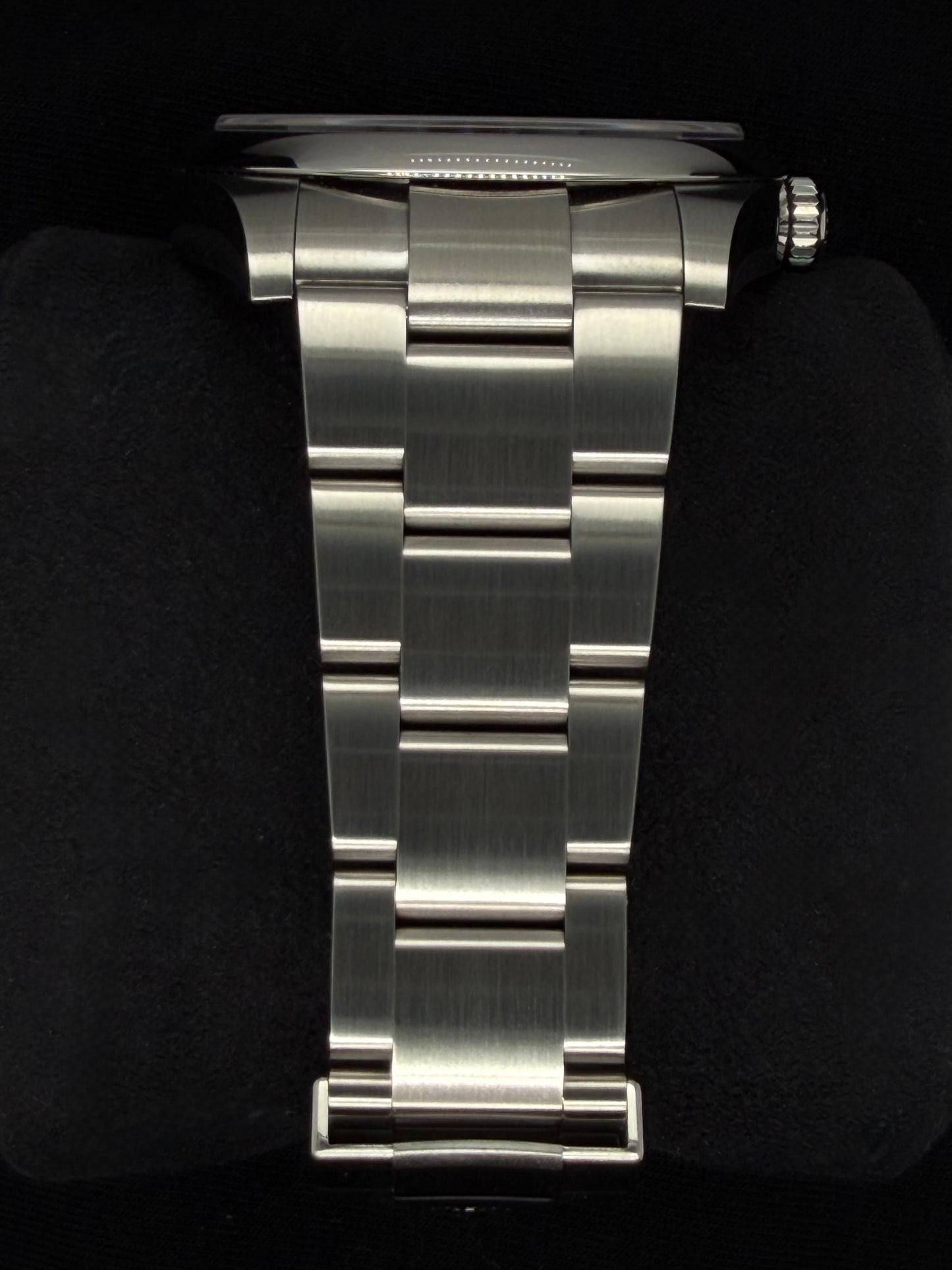 Rolex Oyster Perpetual 41 Blue Dial Oyster Bracelet 124300 | 2024 | 41mm