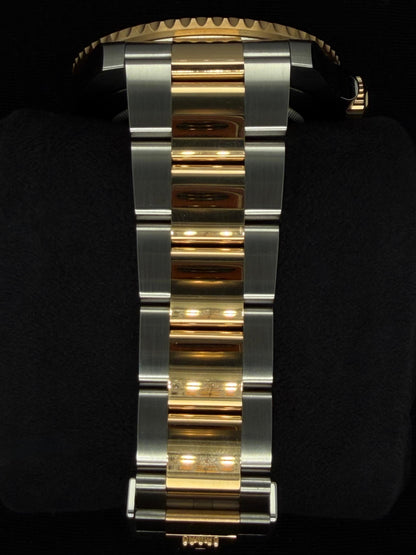 Rolex Submariner Date "Bluesy" Ceramic Gold & Steel 126613LB | 2026 | 41mm