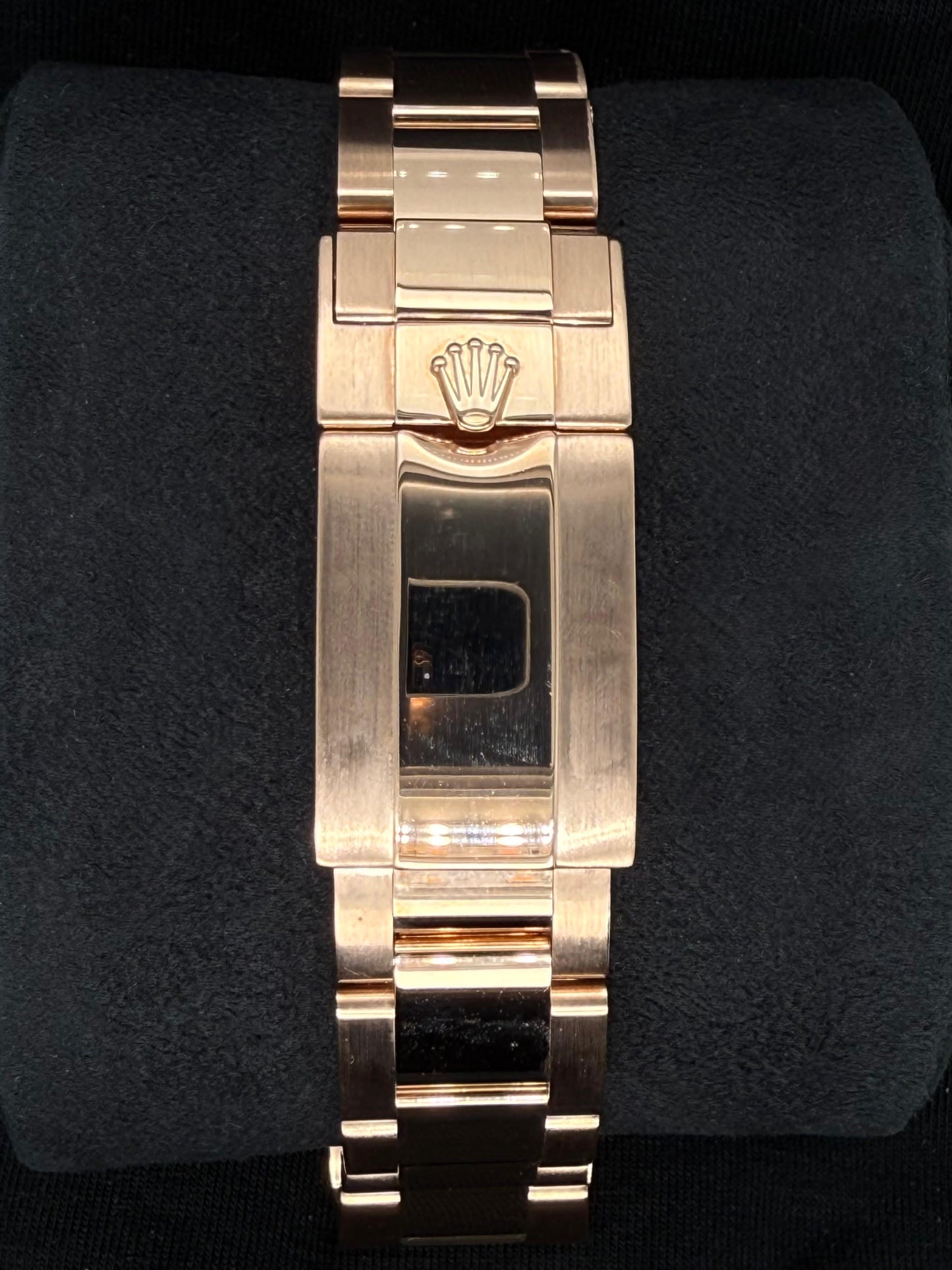 Rolex Cosmograph Daytona White Dial Everose Gold 116505 clasp
