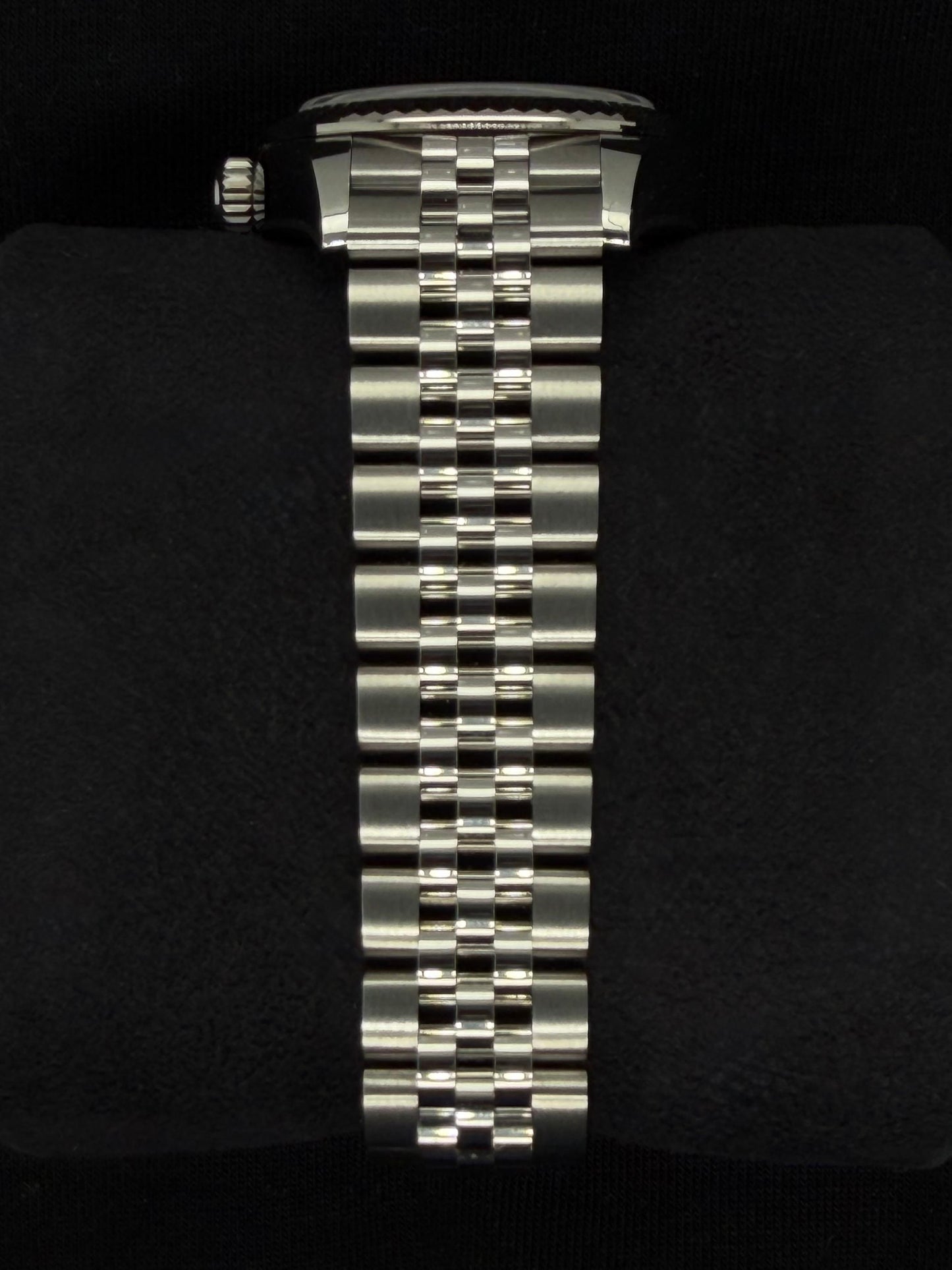 Rolex Datejust 28 Grey Slate Diamond Dial Jubilee 279174 | 2026 | 28mm