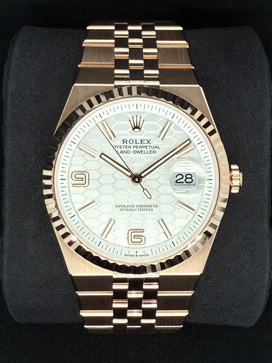 Rolex Land Dweller 40 Rose Gold White Dial Flat Jubilee 127335 | 2026 | 41mm