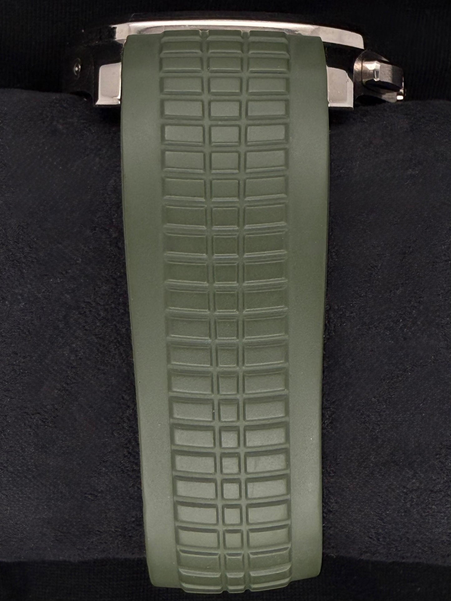 Patek Philippe Aquanaut Chronograph White Gold Green Dial 5968G-010 | 2021 | 42mm