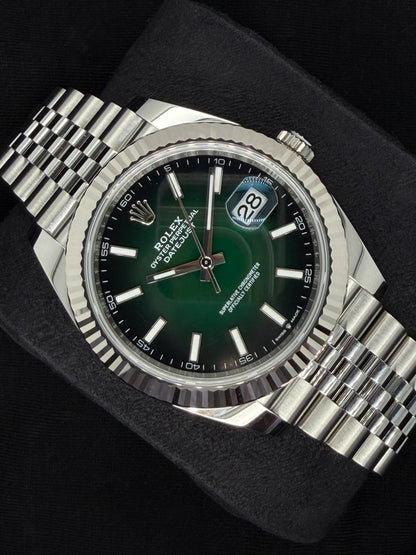 Rolex Datejust 41 Ombré Green Dial Fluted Bezel Jubilee Stainless Steel 126334 | 2026 | 41mm