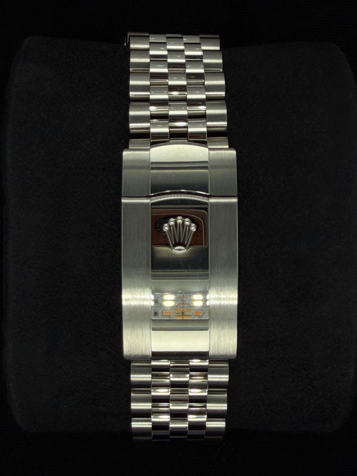 Rolex Datejust 41 Ombré Green Dial Fluted Bezel Jubilee Stainless Steel 126334 | 2026 | 41mm
