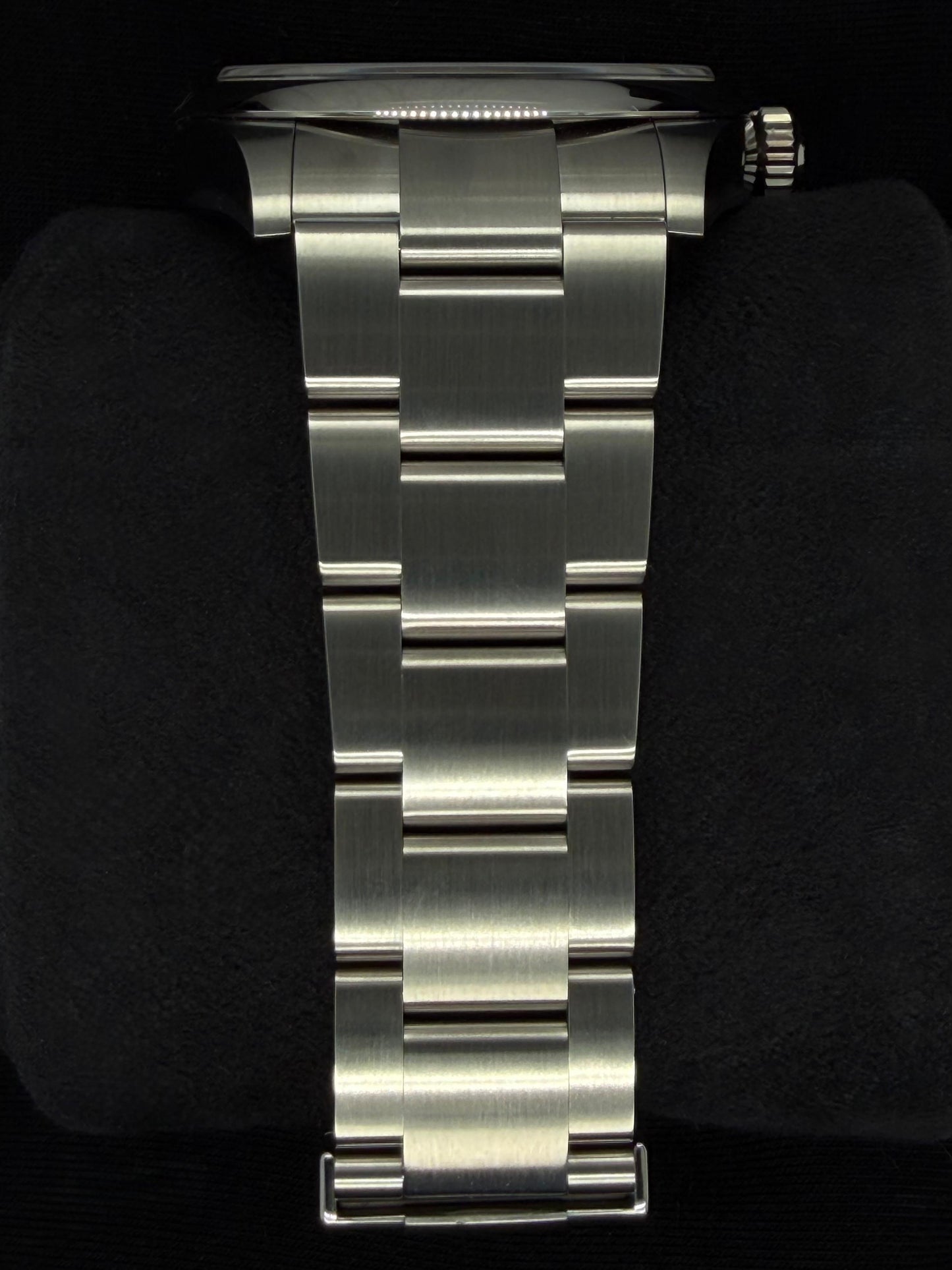 Rolex Oyster Perpetual 41 Pistachio Green Dial Oyster Bracelet 134300 | 2026 | 41mm