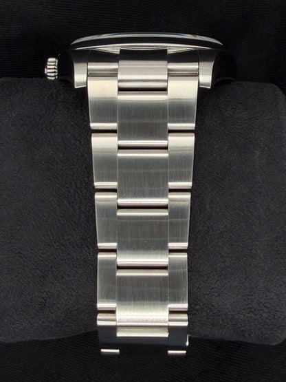 Rolex Oyster Perpetual 39 Rhodium Dial Oyster Bracelet 114300 | 2017 | 41mm