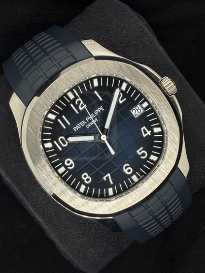 Patek Philippe Aquanaut Blue White Gold 5168G-001 |  2026 | 42.2 mm