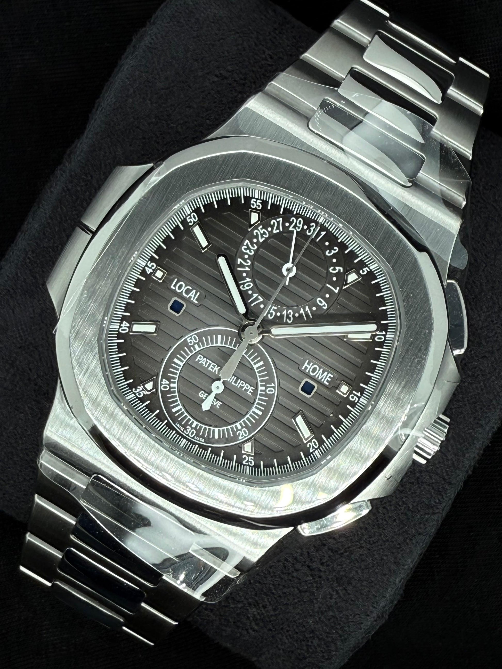 Patek Philippe Nautilus Travel Time Chronograph Black Noir Trame Dial Stainless Steel 5990/1A-001 right