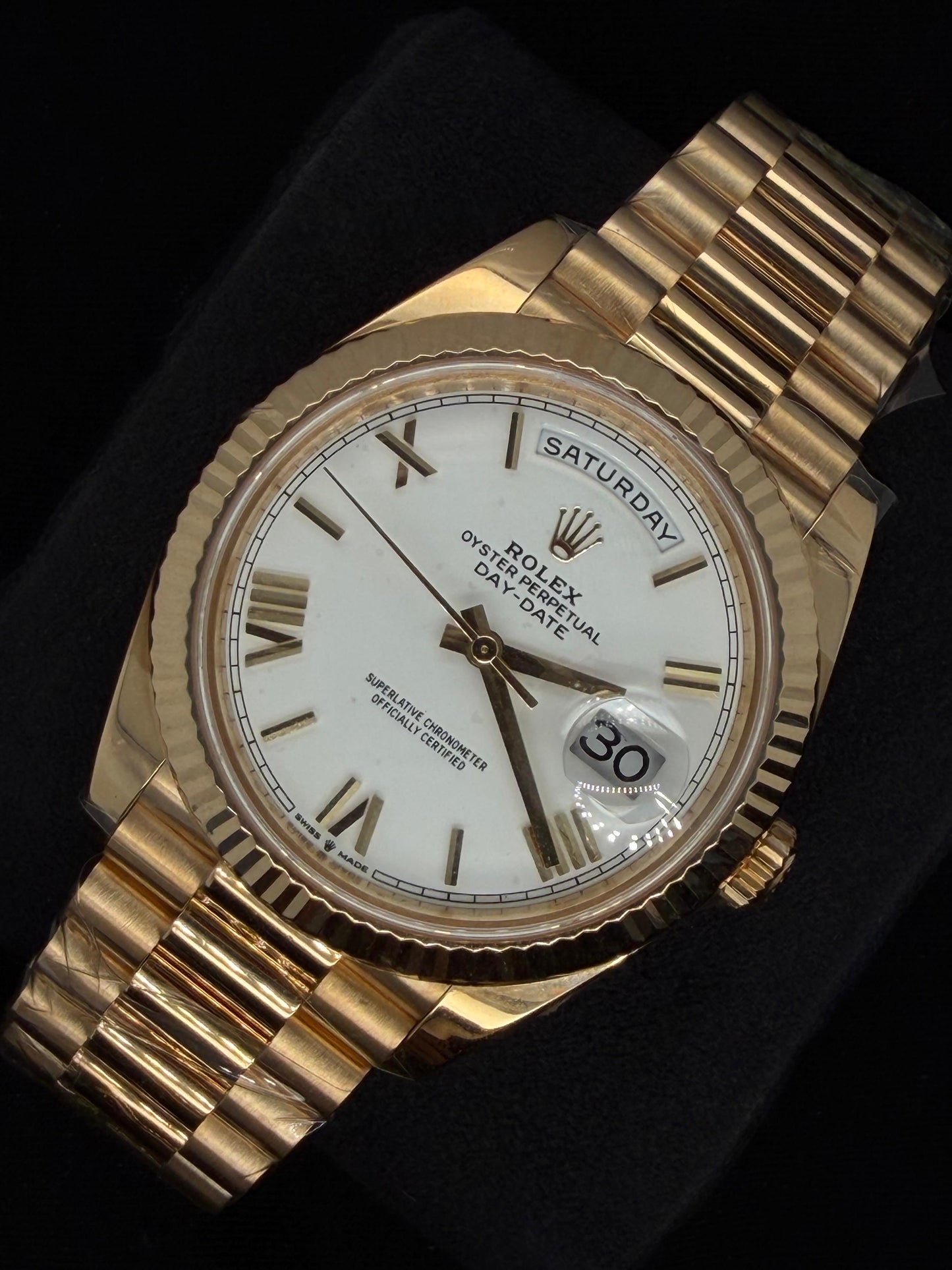 Rolex Day-Date 40 Yellow Gold White Roman Dial 228238 | 2023 | 40mm