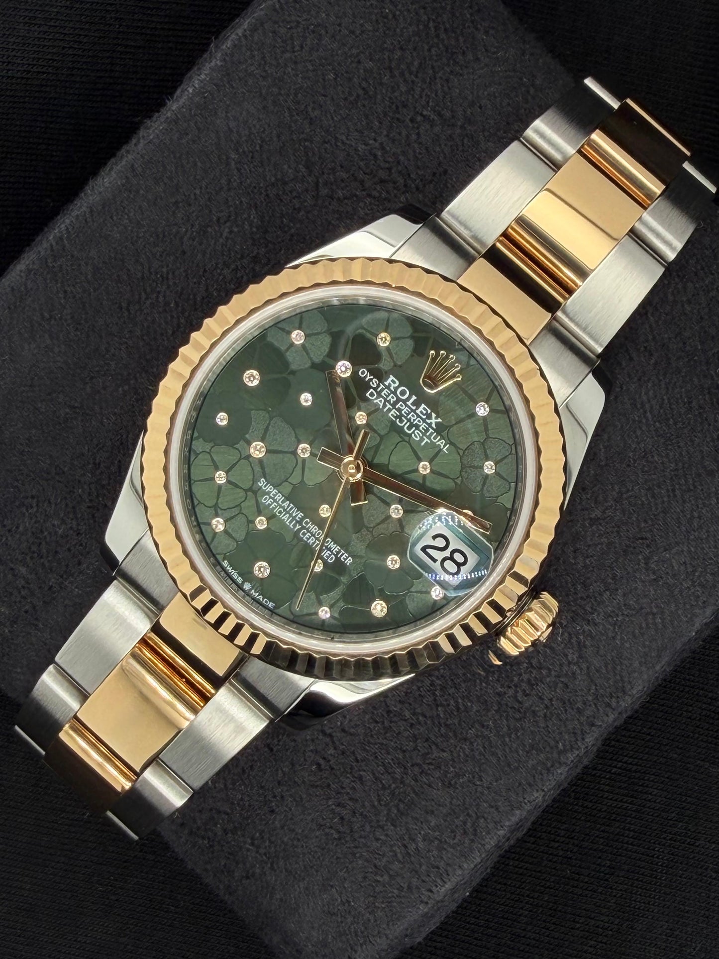 Rolex Datejust 31 Green Floral Motif Diamond Dial Two Tone 278273 | 2023 | 31mm