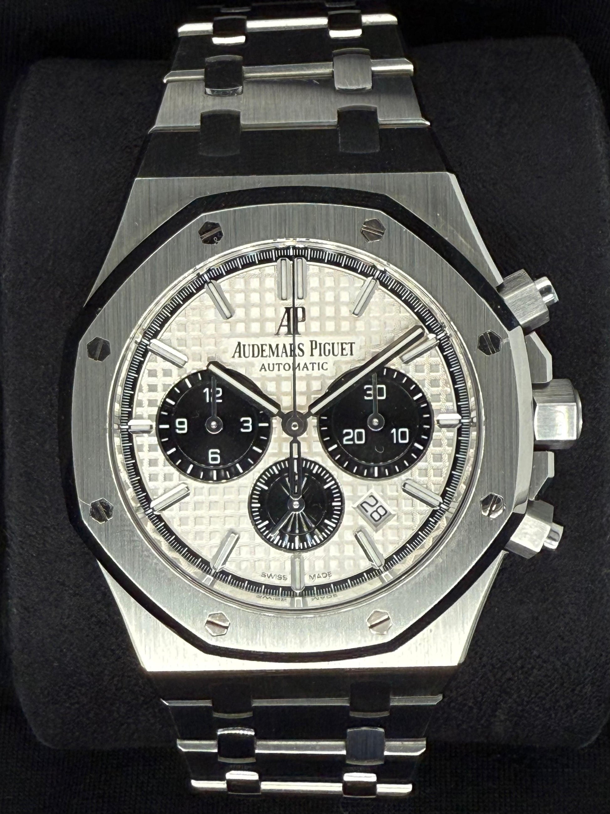 Audemars Piguet Royal Oak Steel Panda Dial 26331ST.OO.1220ST.03
