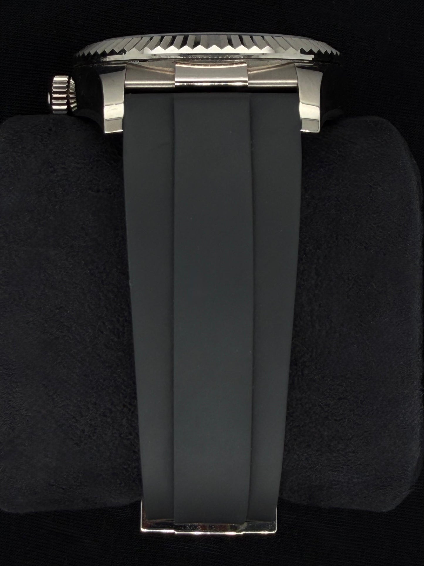 Rolex Sky-Dweller White Gold Black Dial Oysterflex 336239 | 2024 | 42mm