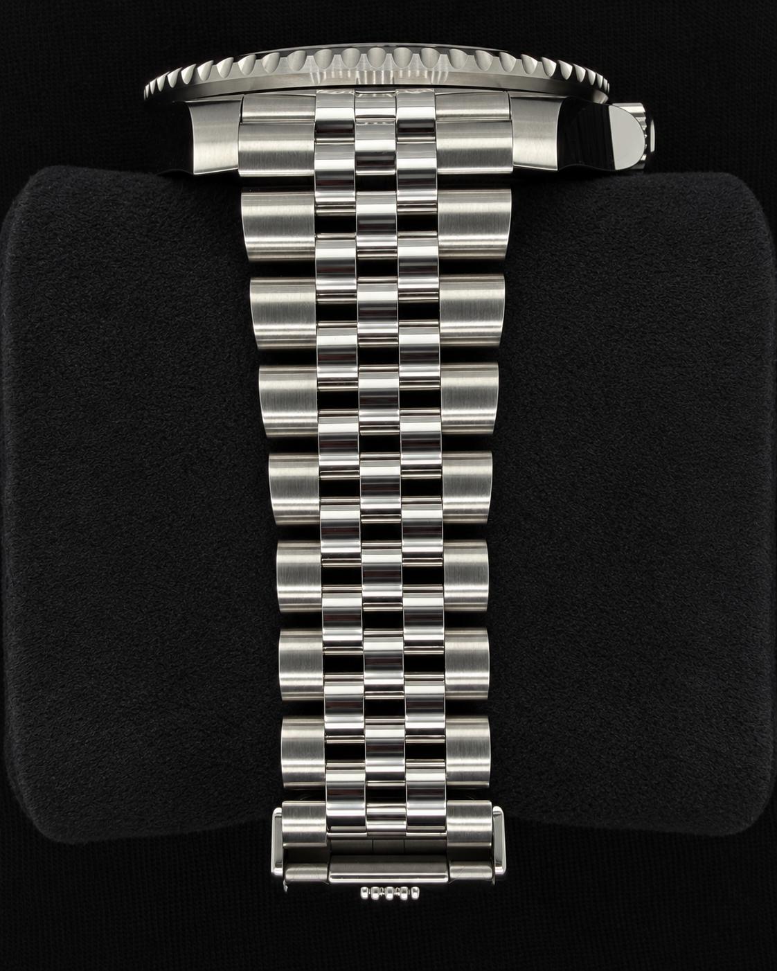Rolex GMT-Master II Bruce Wayne Jubilee 126710GRNR | 2026 | 40mm