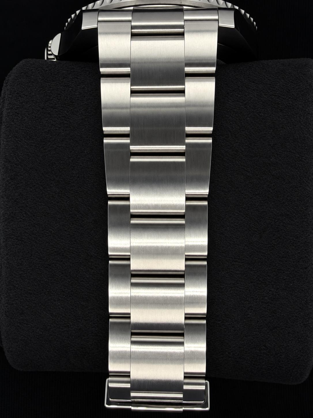 Rolex Submariner Date Starbucks Mk2 Ceramic 126610LV | 2023 | 41mm