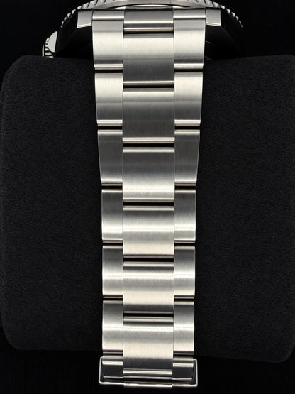 Rolex Submariner Date Starbucks Mk2 Ceramic 126610LV | 2023 | 41mm