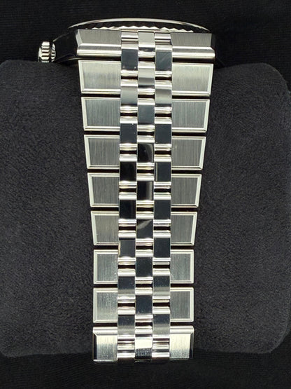 Rolex Land Dweller 40 White Dial Flat Jubilee 127334 | 2026 | 41mm