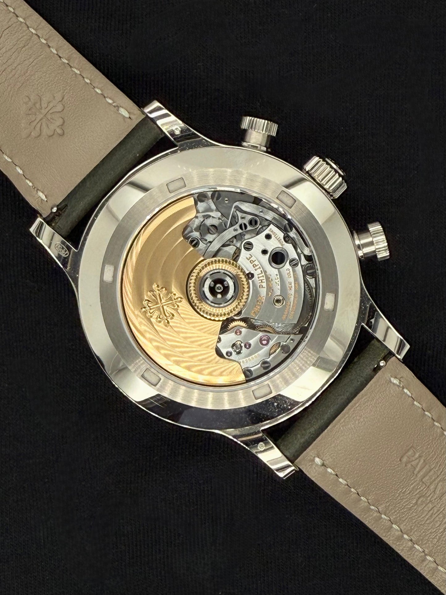 Patek Philippe Calatrava Complications White Gold Green Dial 5924G-010 open case