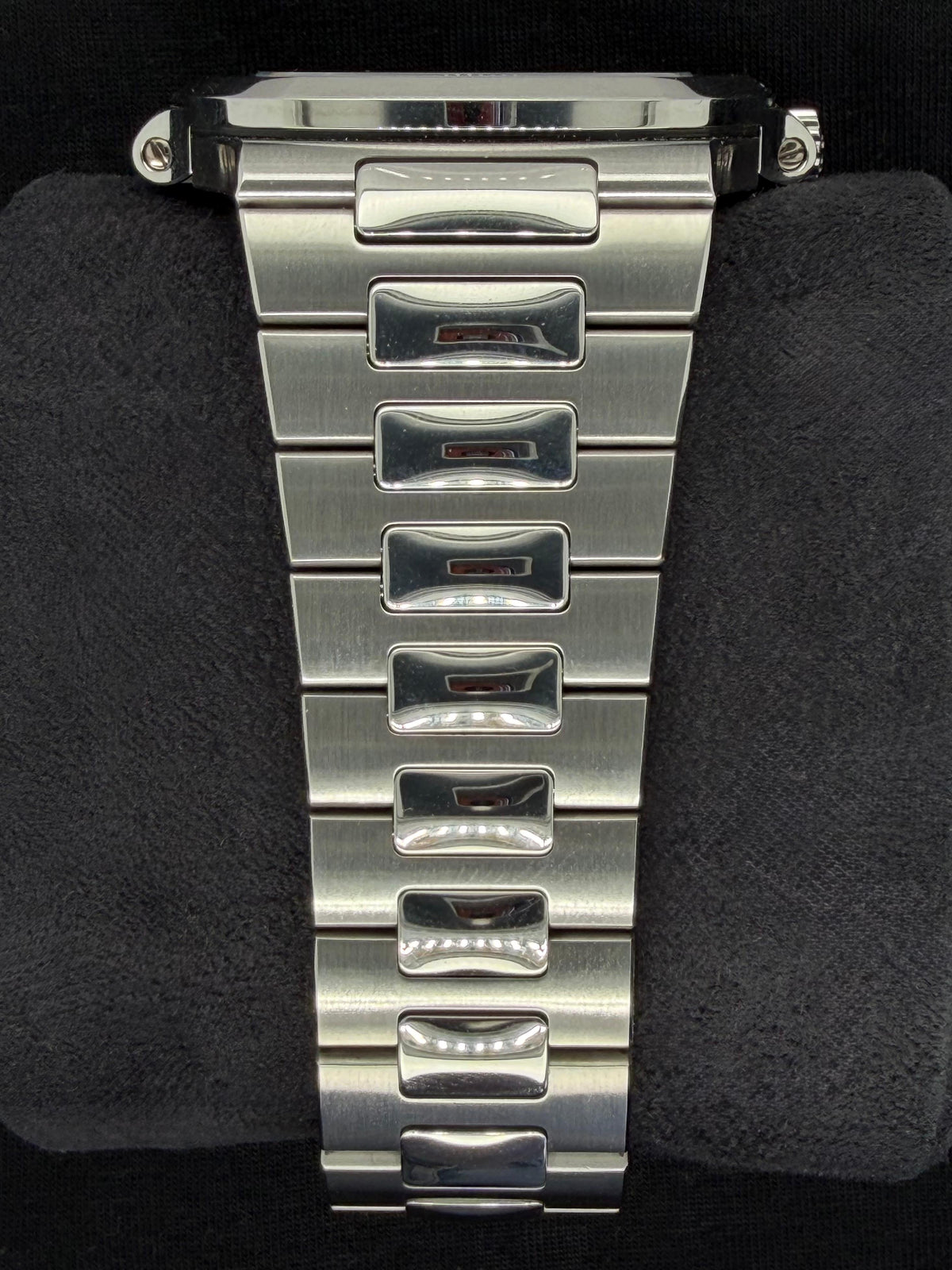 Patek Philippe Nautilus Olive Dial Stainless Steel 5711/1A-0014 | 2021 | 40mm