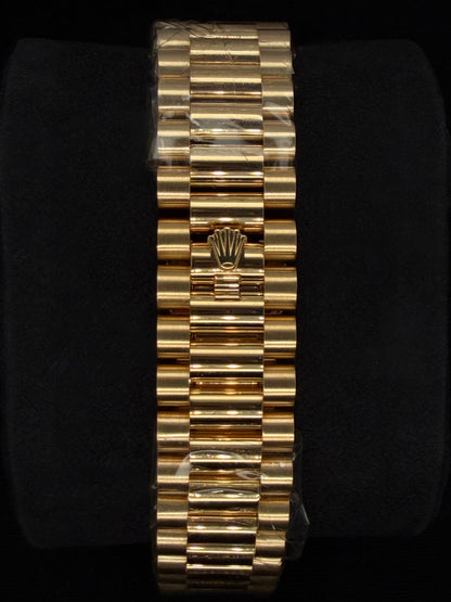 Rolex Day-Date 40 Yellow Gold White Roman Dial 228238 | 2023 | 40mm