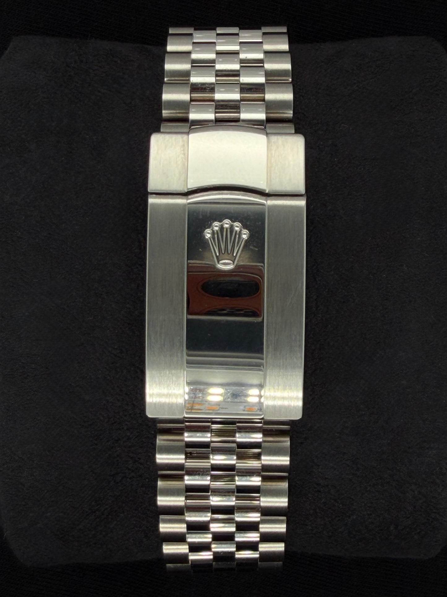 Rolex Datejust 41 Azzurro Blue Roman Dial Fluted Bezel Steel Jubilee 126334 | 2025 | 41mm