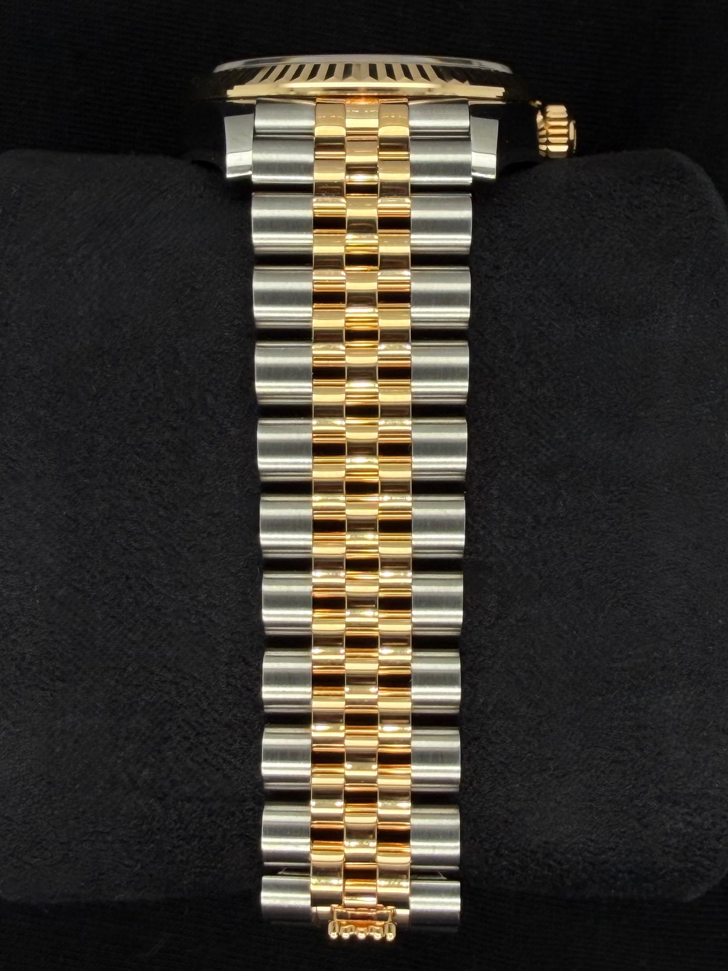 Rolex Datejust 31 Silver Diamond Dial Jubilee Two Tone 278273 | 2026 | 31mm