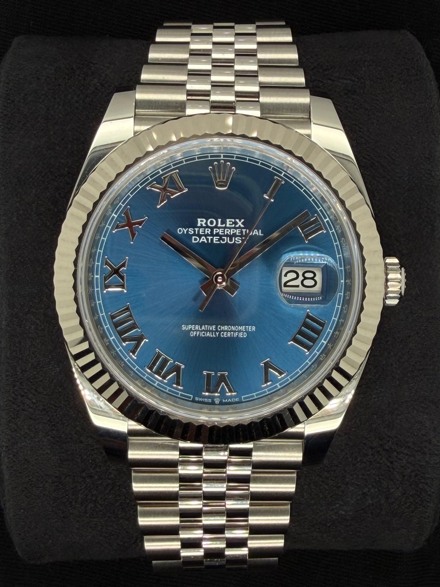 Rolex Datejust 41 Azzurro Blue Roman Dial Fluted Bezel Steel Jubilee 126334 | 2025 | 41mm